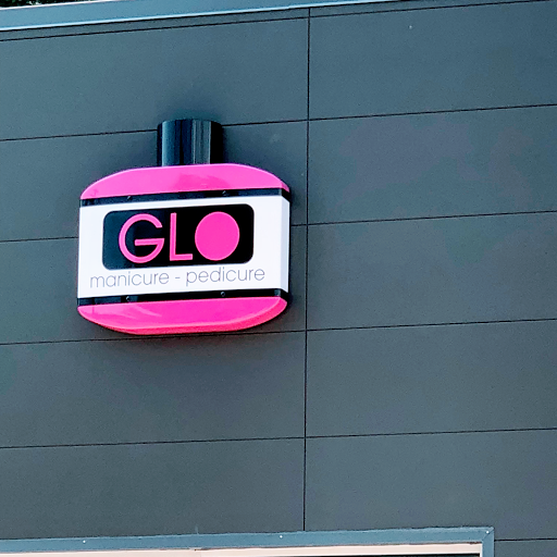 GLO Manicure Pedicure logo