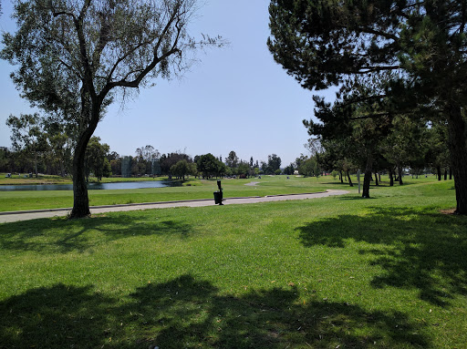 Golf Course «Lakewood Golf Course», reviews and photos, 3101 E Carson St, Lakewood, CA 90712, USA