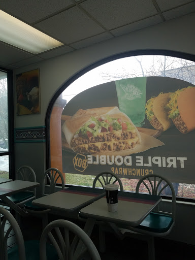 Mexican Restaurant «Taco Bell», reviews and photos, 171 NJ-17, Hasbrouck Heights, NJ 07604, USA