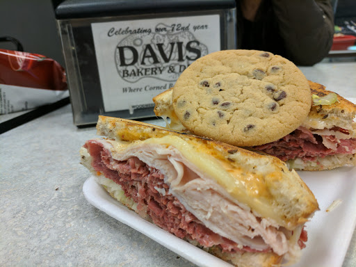 Bakery «Davis Bakery & Delicatessen», reviews and photos, 28700 Chagrin Blvd, Woodmere, OH 44122, USA