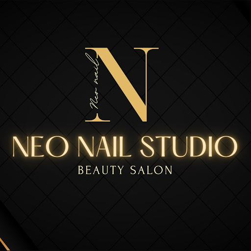 Nailoholic - Nail and Beauty Bar logo