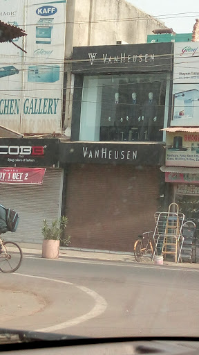 Blackberry, Abu Ln, Sadar Bazaar, Meerut, Uttar Pradesh 250001, India, Wedding_Clothing_Store, state UP