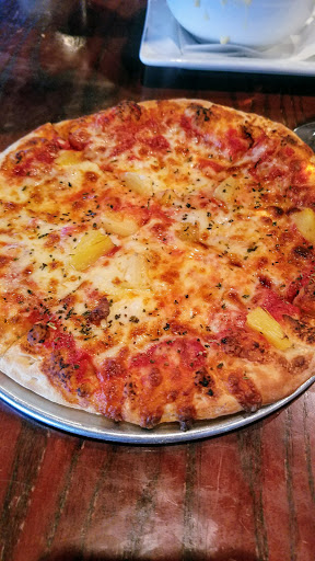 Pizza Restaurant «Boombozz Pizza & Taphouse - Jeffersonville», reviews and photos, 1450 Veterans Pkwy, Jeffersonville, IN 47130, USA