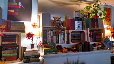 Photos of Maggie's Used Books
