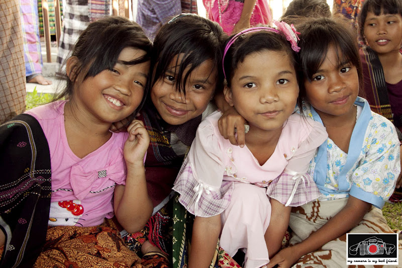 Batak_Malim_Parmalim_Sipaha Lima_Huta Tinggi_Laguboti_young girls