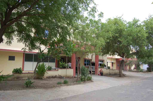 CHL Jain Diwakar Hospital, Sagod Rd, Mohan Nagar, Dongre Nagar, Ratlam, Madhya Pradesh 457001, India, Hospital, state MP