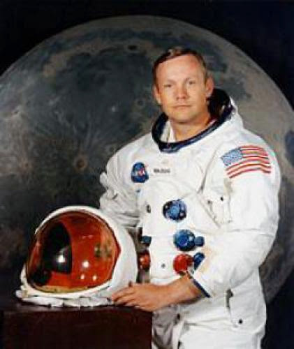 Neil Armstrong Dies Along With Secrets Of What He Saw On Moon