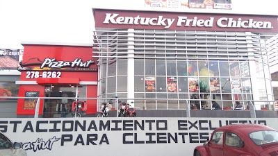 Photos of Pizza Hut Palma