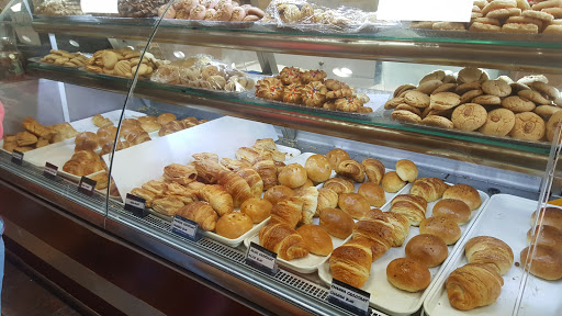 Bakery «Hot Breads», reviews and photos, 3201 NJ-27, Franklin Park, NJ 08823, USA