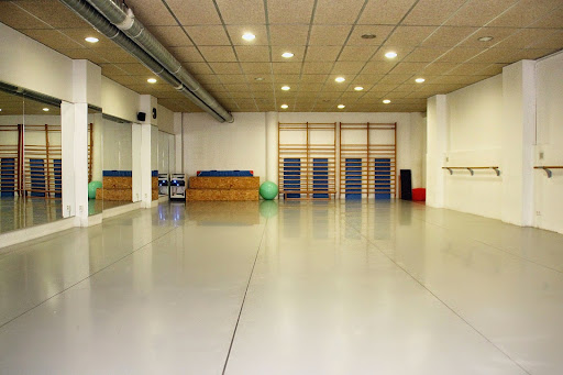 Escola Som-hi dansa