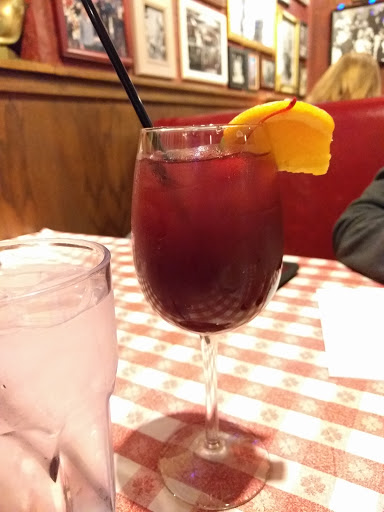 Italian Restaurant «Buca di Beppo», reviews and photos, 90 Yorktown Mall Dr, Lombard, IL 60148, USA