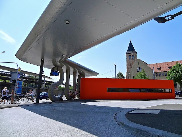 Jena Busbahnhof (Bf Paradies)