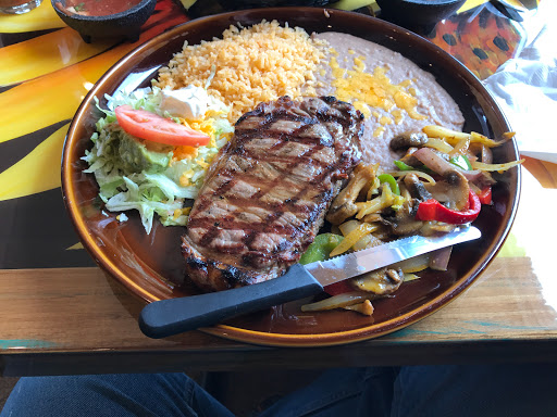 Mexican Restaurant «Los Girasoles», reviews and photos, 101 West St, Grinnell, IA 50112, USA