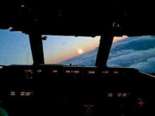 Mysteries Pilot Sees Ufo On Approach To Sfo Co Validates Sighting
