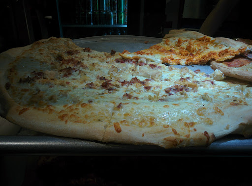 Italian Restaurant «New York Pizza», reviews and photos, 435 Massachusetts Ave, Boston, MA 02118, USA