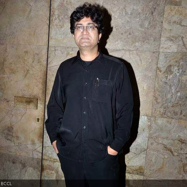 Bollywood lyricist Prasoon Joshi at the screening of Gulabi Gang, hosted by Kiran Rao at Lightbox, in Mumbai, on February 13, 2014. (Pic: Viral Bhayani)