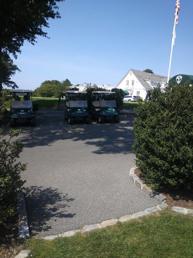 Golf Course «Fresh Meadow Country Club», reviews and photos, 255 Lakeville Rd, Lake Success, NY 11020, USA