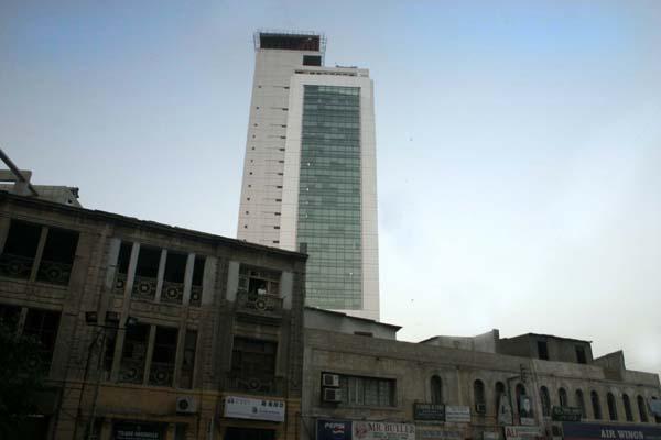 Karachi :: vs :: Lahore ::: MCB Tower, Karachi