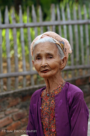 IMAGE: https://lh4.googleusercontent.com/-mpeadyfeuxg/TiTK7nWl3UI/AAAAAAAAASc/BgLtnKMhqjs/s576/IMG_8458.jpg