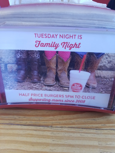 Restaurant «Hat Creek Burger Company», reviews and photos, 3700 E Palm Valley Blvd, Round Rock, TX 78665, USA