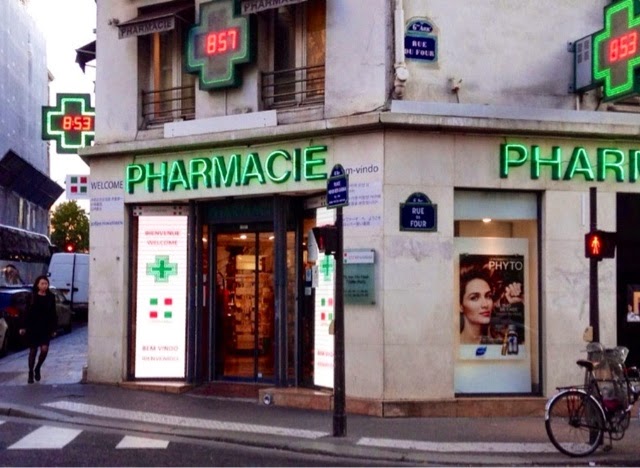 paris breakfasts: City Pharma, Les Deux Magots