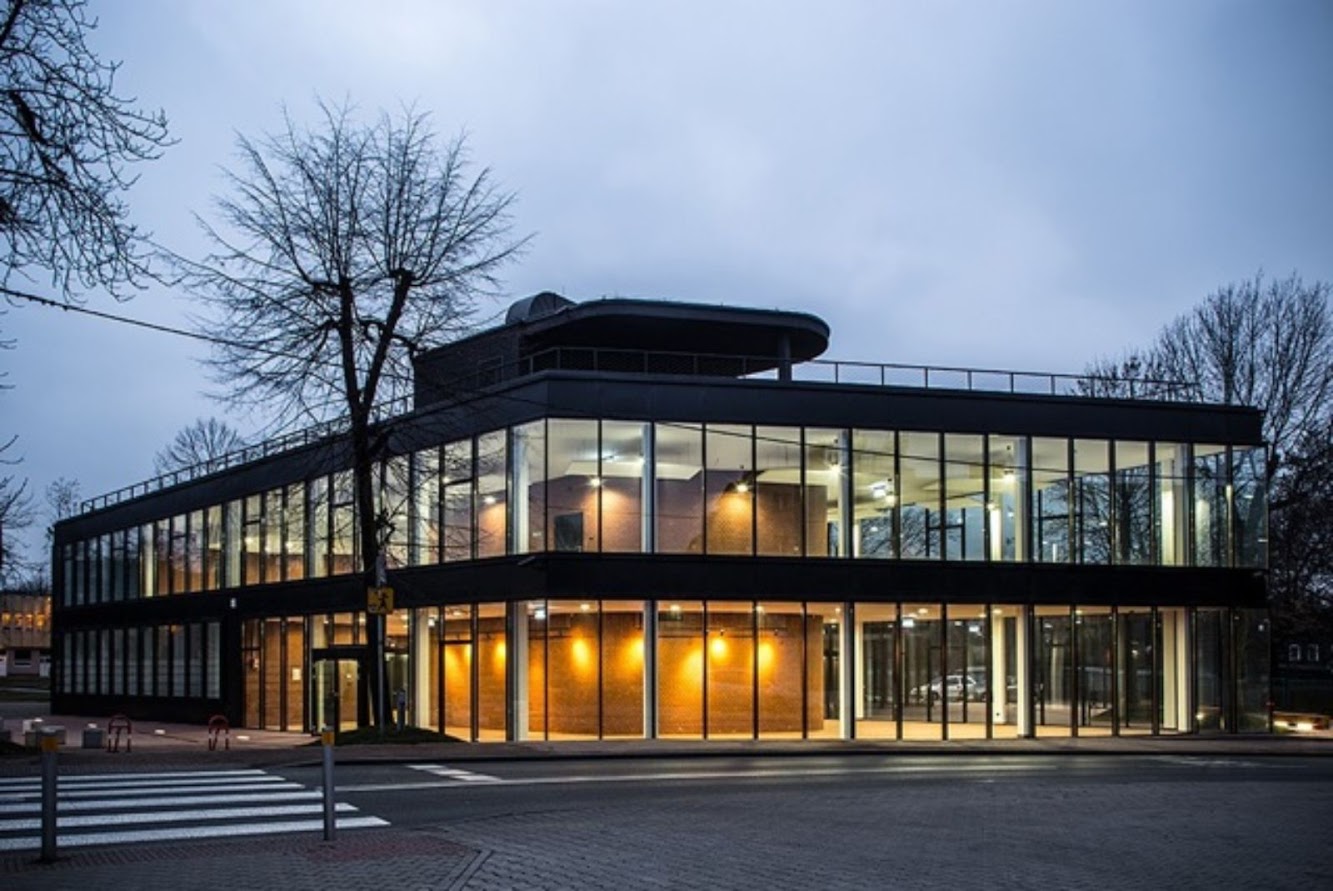 Katowice, Polonia: New Cultural Center by Rafal Mazur