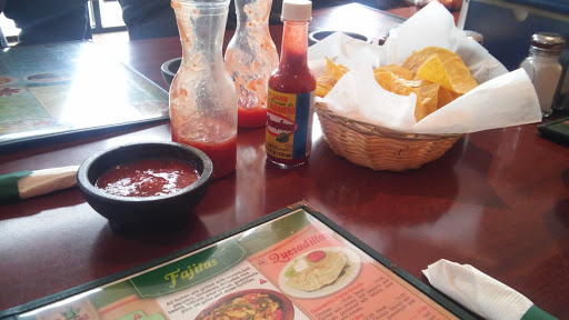 Restaurant «El Nopal Mexican Restaurant Fern», reviews and photos, 6521 Paramount Park Dr, Louisville, KY 40213, USA