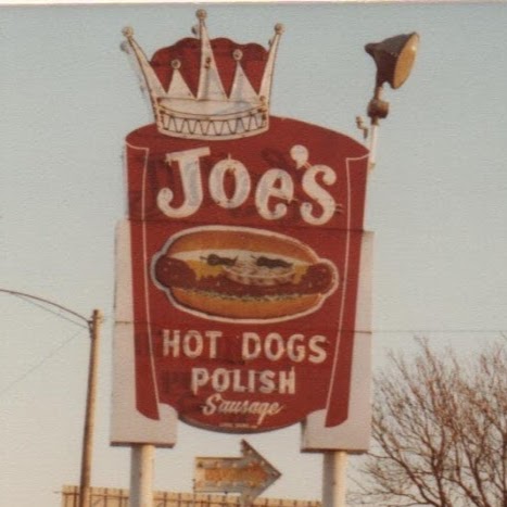 Joe's Hot Dogs logo