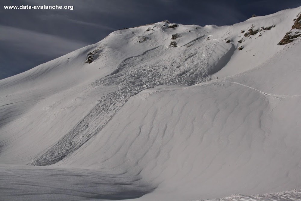 Avalanche Haute Maurienne, secteur Montfroid, sous l'ancien fort - Photo 1 - © Picheral Jose