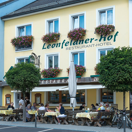 Leonfeldner-Hof logo