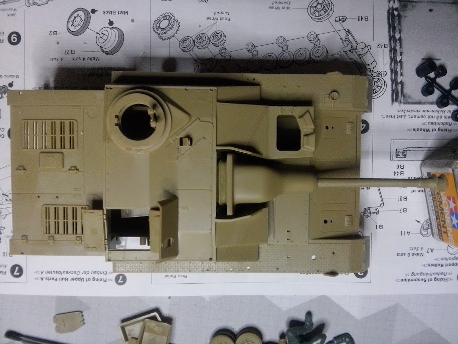 stug.%2B4%2Btamka%2B-%2B1