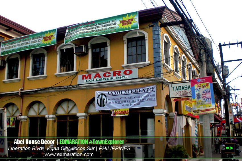 Vigan Old Houses along Quezon Avenue