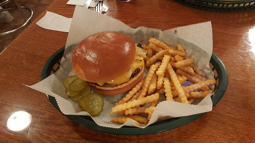 Hamburger Restaurant «Mazos Hamburgers», reviews and photos, 3146 S 27th St, Milwaukee, WI 53215, USA