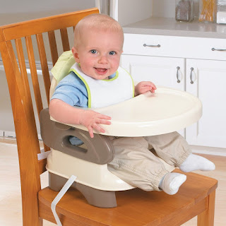 Cột mốc phát triển của trẻ sơ sinh: Tập ngồi