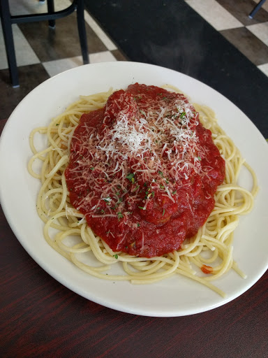 Italian Restaurant «Bertolone Italian Cafe», reviews and photos, 605 2nd Ave N, Clanton, AL 35045, USA