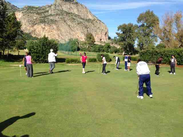 Studenti UNIPA a lezione di Golf - FITNESS A 360°