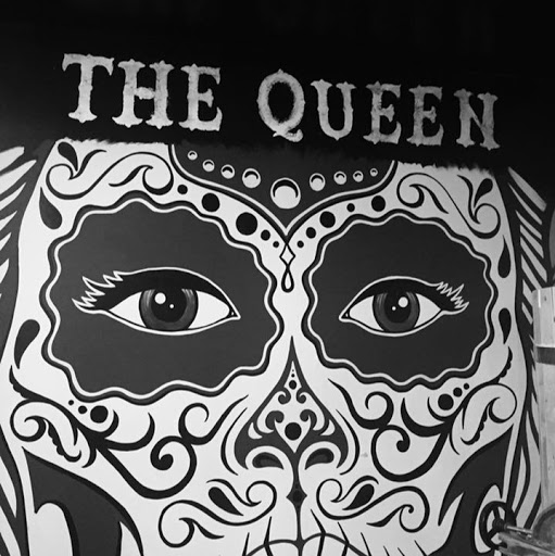 The Queen Crafthouse and Kitchen logo