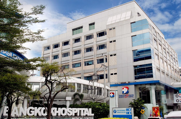 Bangkok Hospital, 2 Soi Soonvijai 7, New Petchburi road, Bangkapi, Huay Khwang, 10310, Thailand