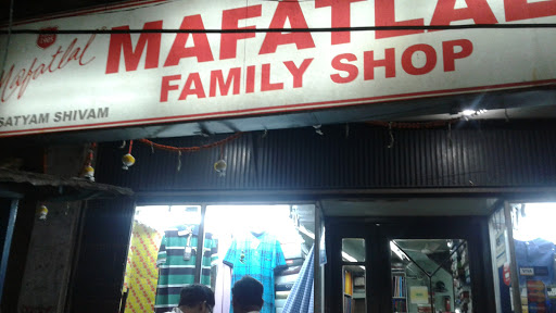 Mafatlal Family Shop, Raja Naba Krishna Street , Aurobindo Sarani, Sovabazar, Hati Bagan, Maniktala, Kolkata, West Bengal 700005, India, Mobile_Phone_Shop, state WB