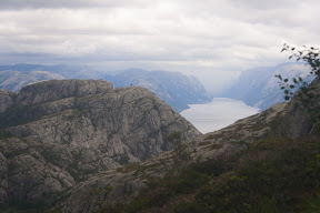 Asomaba el Lysefjord