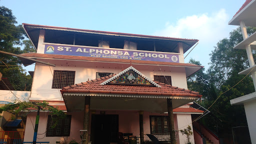 St Alphonsa Church, Chathanad, Thondankulangara, Kaichoondi, Alappuzha, Kerala 688006, India, Catholic_Church, state KL