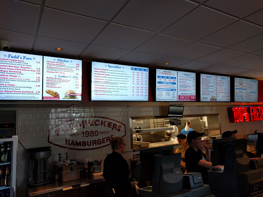 Hamburger Restaurant «Fuddruckers», reviews and photos, 30732 US-441, Commerce, GA 30529, USA