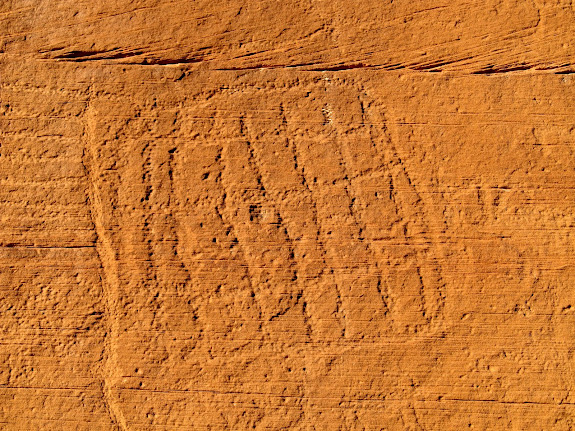 Grid petroglyph