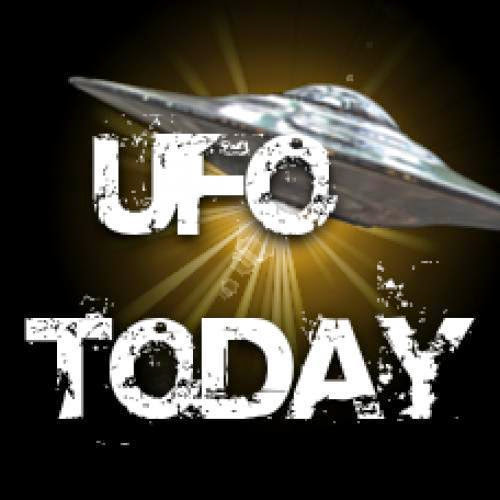 Ufo Sighting In Brampton Ontario On August 15Th 2013 2 Orbs Dancing