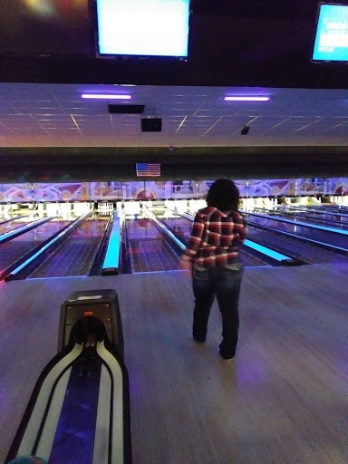 Bowling Alley «AMF Riviera Lanes», reviews and photos, 20 S Miller Rd, Fairlawn, OH 44333, USA