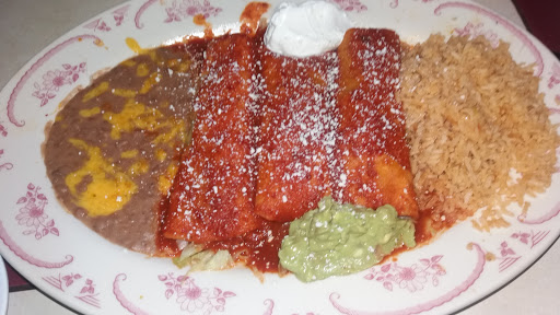 Mexican Restaurant «El Farol Mexican Restaurant», reviews and photos, 1467 E Republican St, Seattle, WA 98112, USA