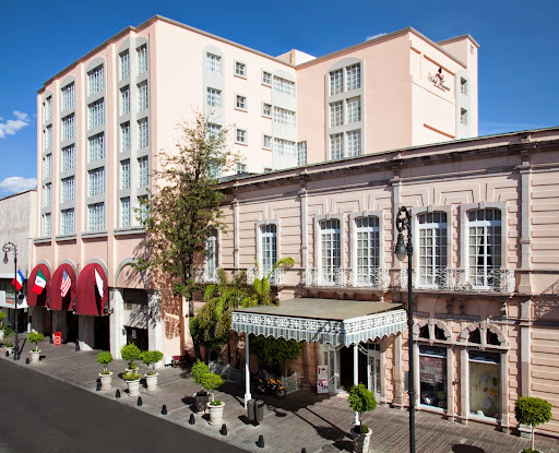 Hotel Francia Aguascalientes, Av. Francisco I. Madero 113, Zona Centro, 20000 Aguascalientes, Ags., México, Alojamiento en interiores | AGS