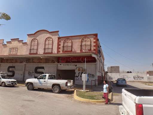 TRACTO MATAMOROS, Calle Juan de La Cruz Borrego, Carlos Salinas de Gortari, Matamoros, Coah., México, Taller de reparación de tractores | CHIH