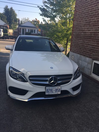Photos of Mercedes-Benz Midtown