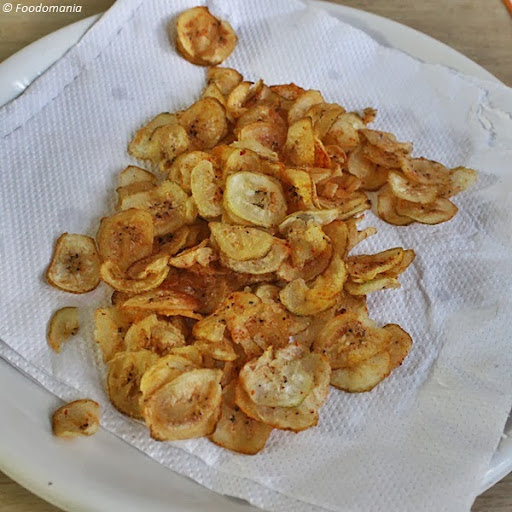 raw banana chips recipe (vazhakkai chips)